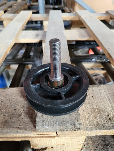 Ролик натяжной внутренний с валом К 531\ К527\ К547 : купить в Самаре