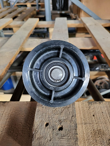 Ролик натяжной внутренний с валом К 531\ К527\ К547 : купить в Самаре