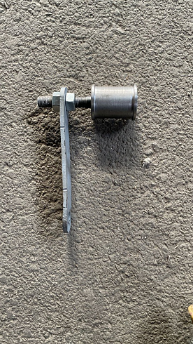 Ролик поддержки цепи в сборе с кронштейном К 527: купить в Самаре