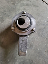 Подшипниковый узел главного вала с эксцентриком К-527,К547: купить в Самаре