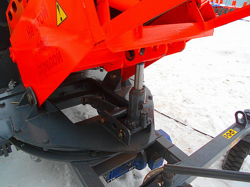 Ковшово-шнековый погрузчик Р6-КШП-6: купить в Самаре