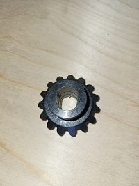 Шестерня коническая регулировки аспирации К-527, К-547 (пласт.): купить в Самаре